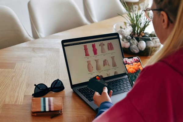 Le meilleur site de shopping en ligne, mode, vêtement: découvrez modalova
